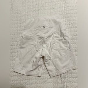 Lululemon align high rise short size 4 6 in in white